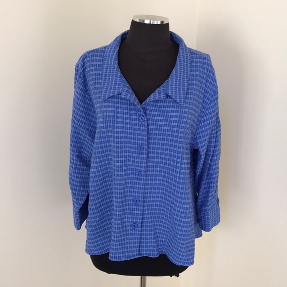 Habitat Tops - Habitat XL blue high low button down shirt